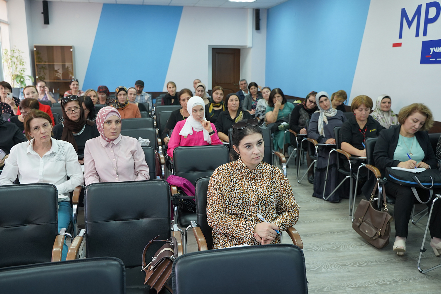 В ЦНППМ начались КПК учителей математики