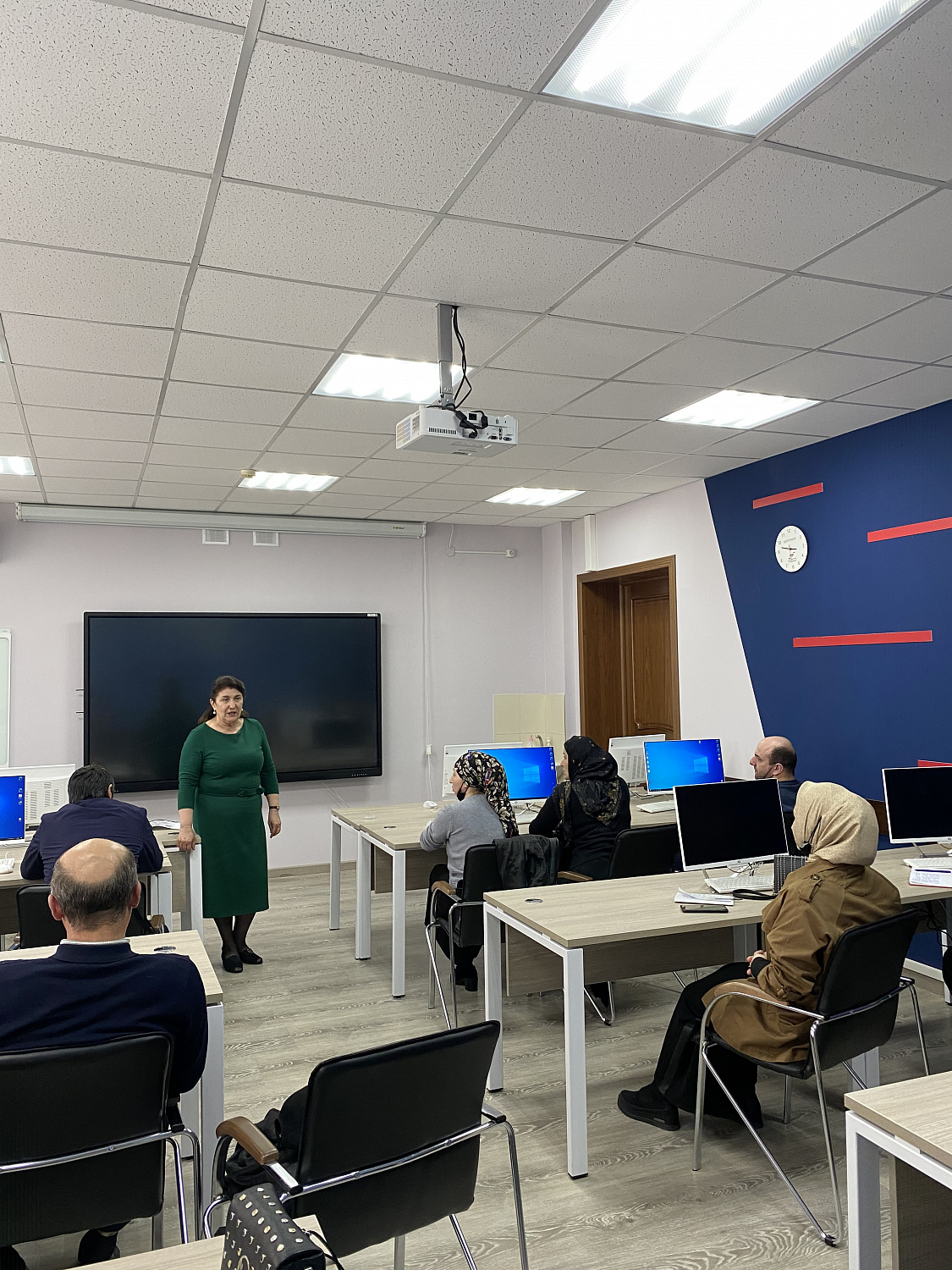 В Центре «Учитель Будущего» начались очные занятия курсов повышения профессионального мастерства педагогов